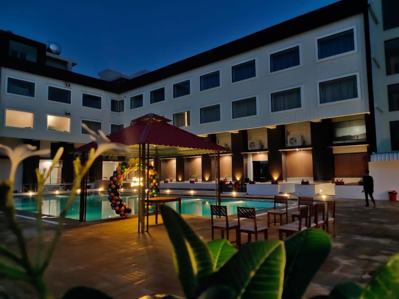 Bamboo Saa Mulberry Resort Pushkar Exterior foto